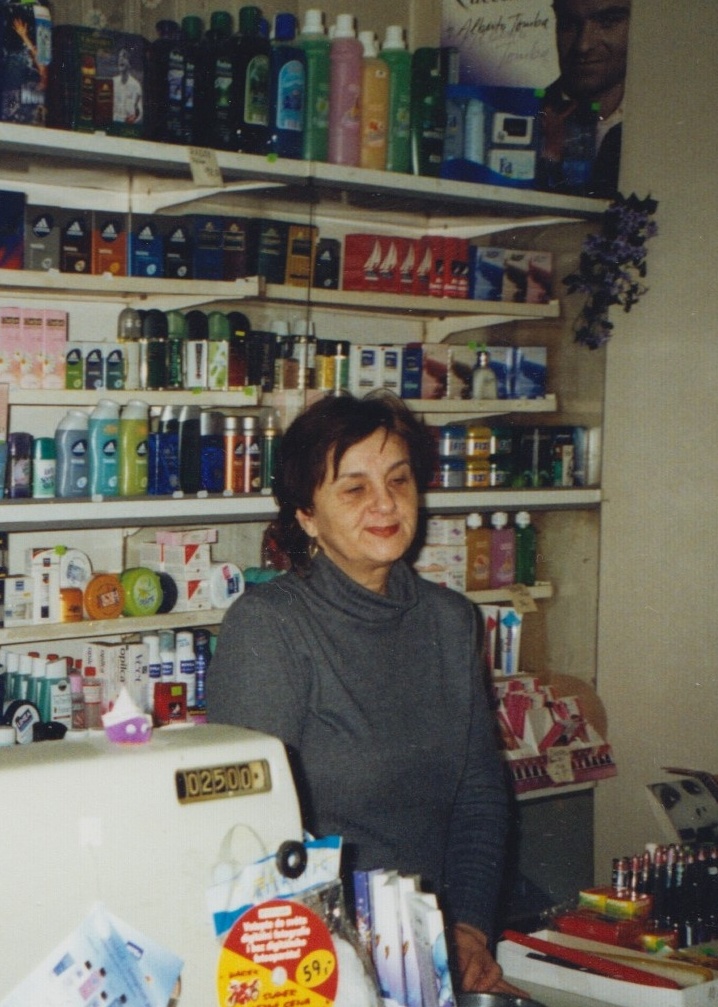 Ve své drogerii, Vsetín, 2003