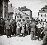 1. máj na náměstí v Městě Libavá, 1947