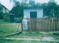 Anna Kršková at the place where the family house in Hynčice nad Moravou stood