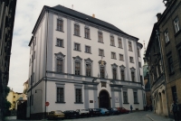 Budova Cyrilometodějské teologické fakulty v Olomouci v roce 1996