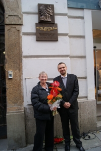 Memorial plaque in Pilsen, made by Sylvie Klánová to her mother, sculptor Marie Uchytilová;  Sylvie Klánová and mayor of Pilsen Martin Baxa at the unveiling in 2011