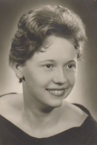 Graduation photos, 1960