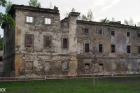 Zřícený zámek v Lipové