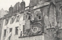 The ruins of the Old Town City hall and its heart, the astronomical clock, deeply saddened Jan