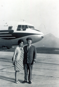 Jan found a safe harbour of peace and love with his beloved wife. He would take her along to his flights. Here, they are at the Poprad airport in the summer of 1970.