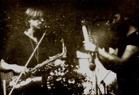 Křečový žíly / Oskava - Antirockfest / Petr Novotný vlevo / 1986 (archiv P. Hrabalíka)