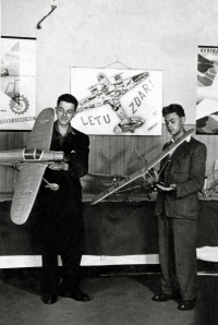 Aviatic exhibition in Prievidza in 1952