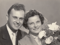 Svatební fotografie z roku 1957