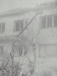 Dům Damborských po bombardování, zde se v dubnu 1945 Špalkovi ukrývali