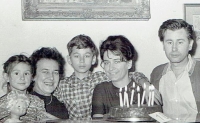 Manželé Svobodovi s dětmi, 1967
