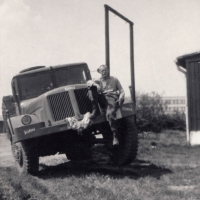 Jan Kreysa s Tatrou 111. Základní vojenská služba u silničního vojska