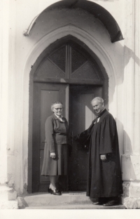 Anna a Antonín Balabánovi (Danielovi prarodiče) v Zábřehu na Moravě