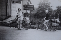 Cykloturistky, z NDR skoro doma, 1967