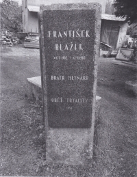 Unveiling the memorial plaque for František Blažek in 2002