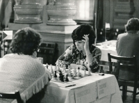Květa Eretová during a zonal tournament of the Women’s World Chess Championship in Karlovy Vary in 1975