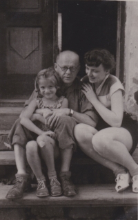 Věra Rolečková with her uncle Jindřich (a medical doctor) and aunt Vlasta who "adopted" Věra, so she could receive a proper education