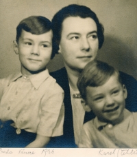 Vladimír Grégr (on the left) with his mother, Milada, and his brother, Eda 