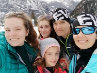 Lachmanovi na lyžích v Rakousku, 2019