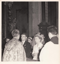 Svatba 1961, Týnský chrám 