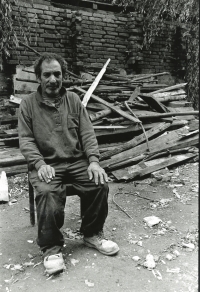 Life in Ostrava Workers' Colonies through the eyes of Jiří Hrdina, 1990s