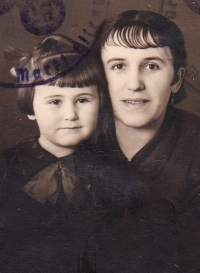 Karolina with her mother