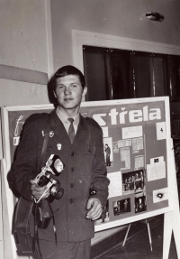 Jiří Kráčalík jako reportér vojenského časopisu Střela, polovina 70. let