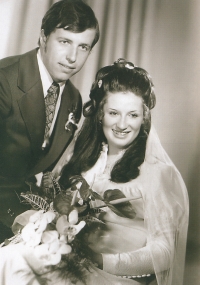 František Kaberle Senior and his wife Ludmila's wedding picture from 1973
