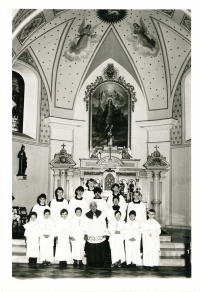 Group photo of altar boys in Bludov, 1980s