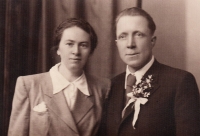 Blešovi, parents of Jaroslava's husband