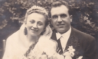 Wedding photograph of Jiřina a Boris Hajný, 1947