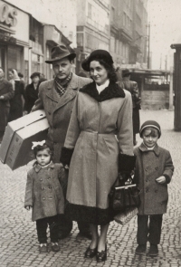 Kudrnáč family, 1950
