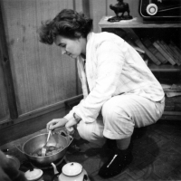 Květa Dostálová / Čína / polovina 50. let