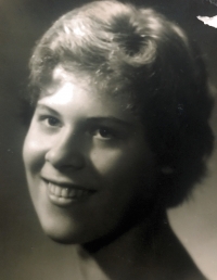 Maturitná fotografia r. 1960