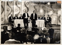 Otec v Prahe vo filme so slávnym hercom Rolfom Wankom, 1935-36