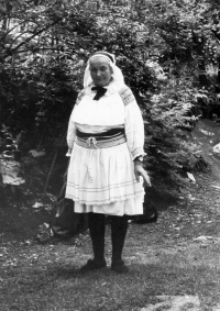 Eva Jankulíkova, nee Korbeľová, mother od Albín Jankulík,1981