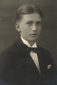 Jindřich Macháček, portrét otce pamětnice, asi 1933