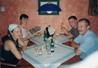 Poslední rodinná fotografie, před Františkovou smrtí, 2000