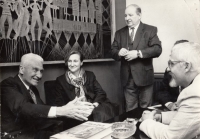 Městské divadlo Zlín, premiéra hry o T. Baťovi, zleva: Tomáš Baťa, Stanislav Tříska, Ivan Kalina, cca 1990-91, Zlín