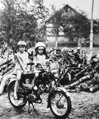 Na prázdninách u babičky (1977)