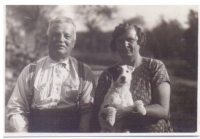 Děda s babičkou Evy Machkové