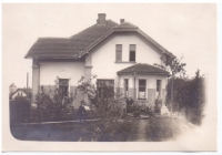 Vila rodiny Evy Machkové v Říčanech