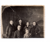 Сім'я Таланчуків-Турченяків після прибуття до місця спецпоселення, 1949 рік