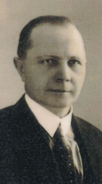 Grandfather Otakar Volman	
