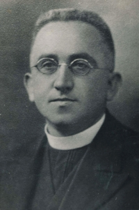 Uncle of Anna Pešatová, priest Josef Jakubec - after working in a number of parishes in the diocese of Hradec Králové, he became dean of Žamberk in 1937, where he became involved in the Czechoslovak People's Party, after February 1948 he was severely persecuted by the regime