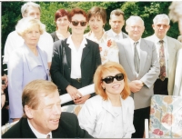 Představitelé chorvatských Čechů v Záhřebu s prezidentem Václavem Havlem a jeho ženou v roce 2000