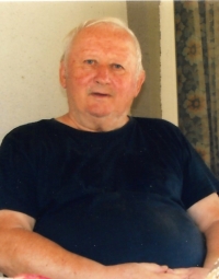 A portrait photo in 2000
