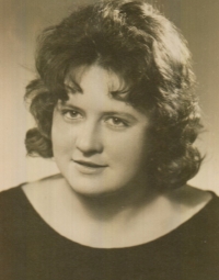 Jarmila Ondrášková, maturitní fotografie