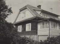 Nový dům po domku v Prostřední Bečvě stojí dodnes (2021)