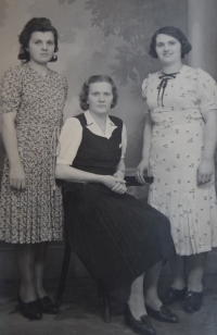 Sestry Ludmila, Anežka a Cecílie Exnerovy, cca 1930