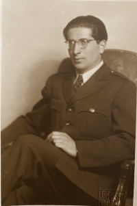 Otec Tomáš Kosta, r. 1946